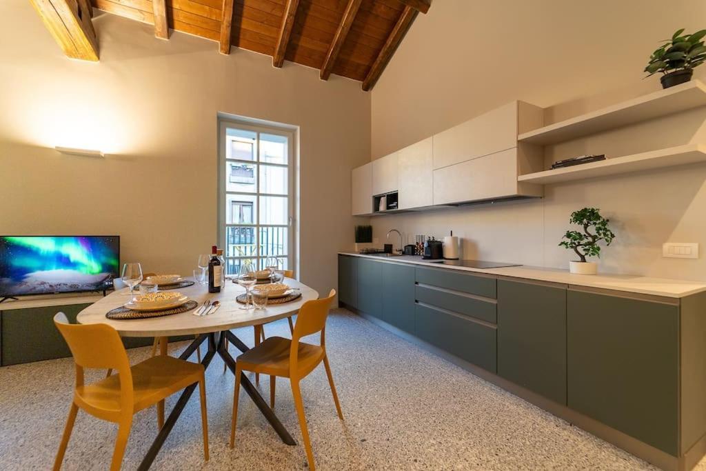 Appartement Elegante Loft A 200 A Metri Dal Duomo à Côme Extérieur photo